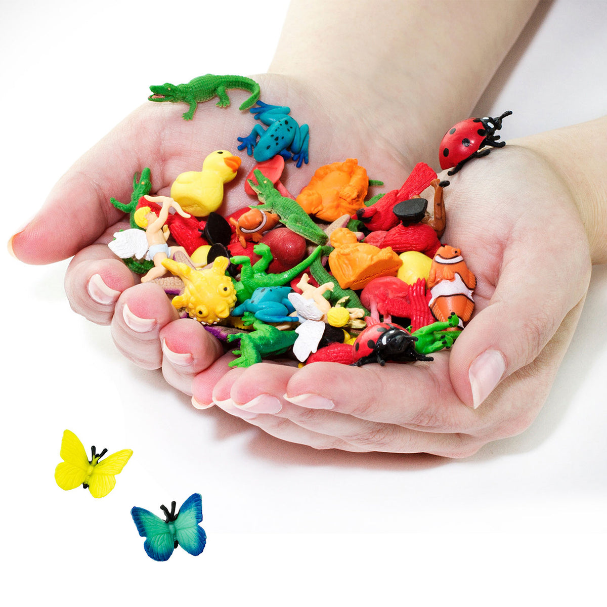 Safari Ltd Good Luck Mini Butterfly Yellow