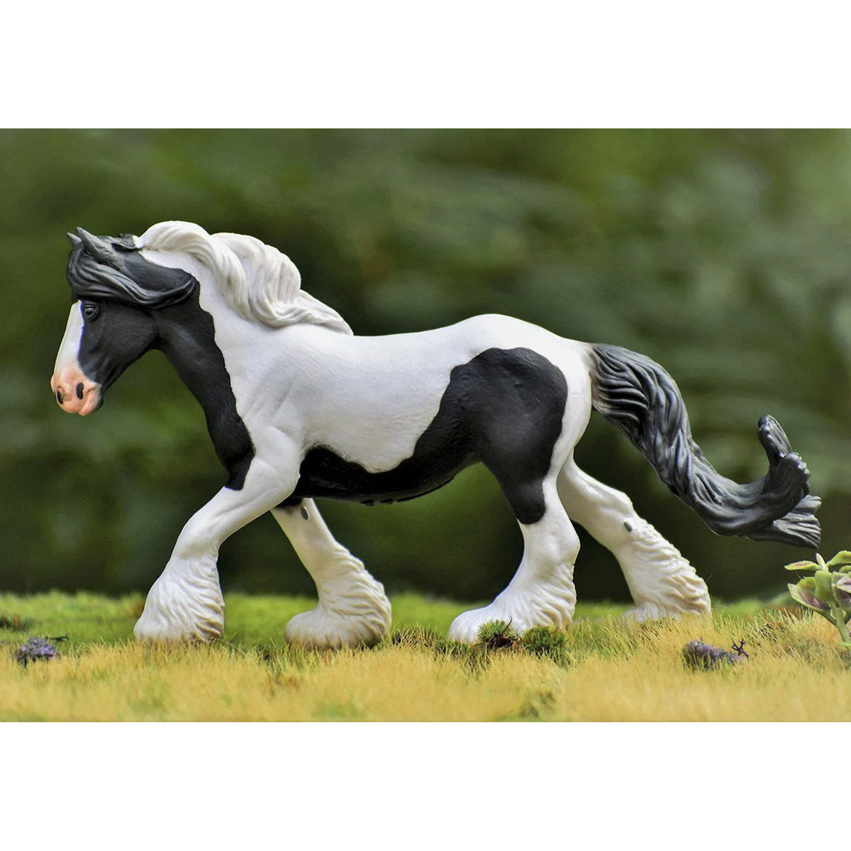 CollectA Black and White Piebald Gypsy Mare