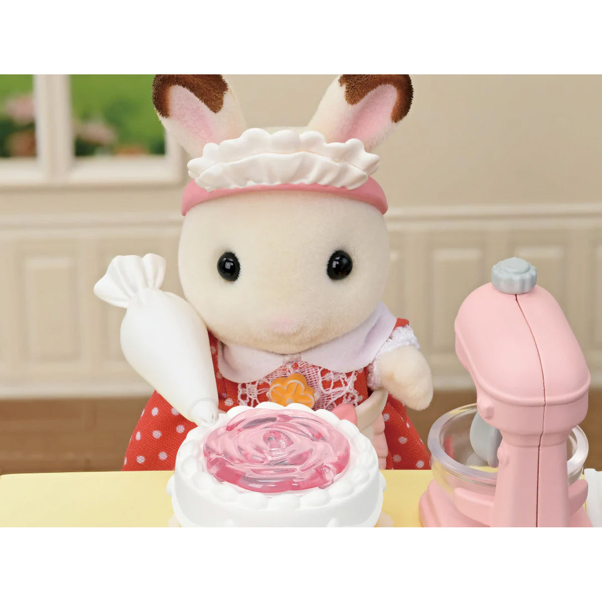 Sylvanian Families Village Cake Shop Starter Set