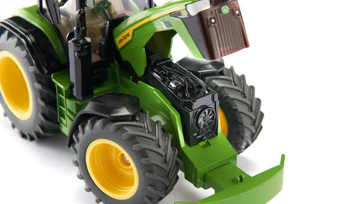 Siku 1:32 John Deere 8R 370-SKU3290-Animal Kingdoms Toy Store
