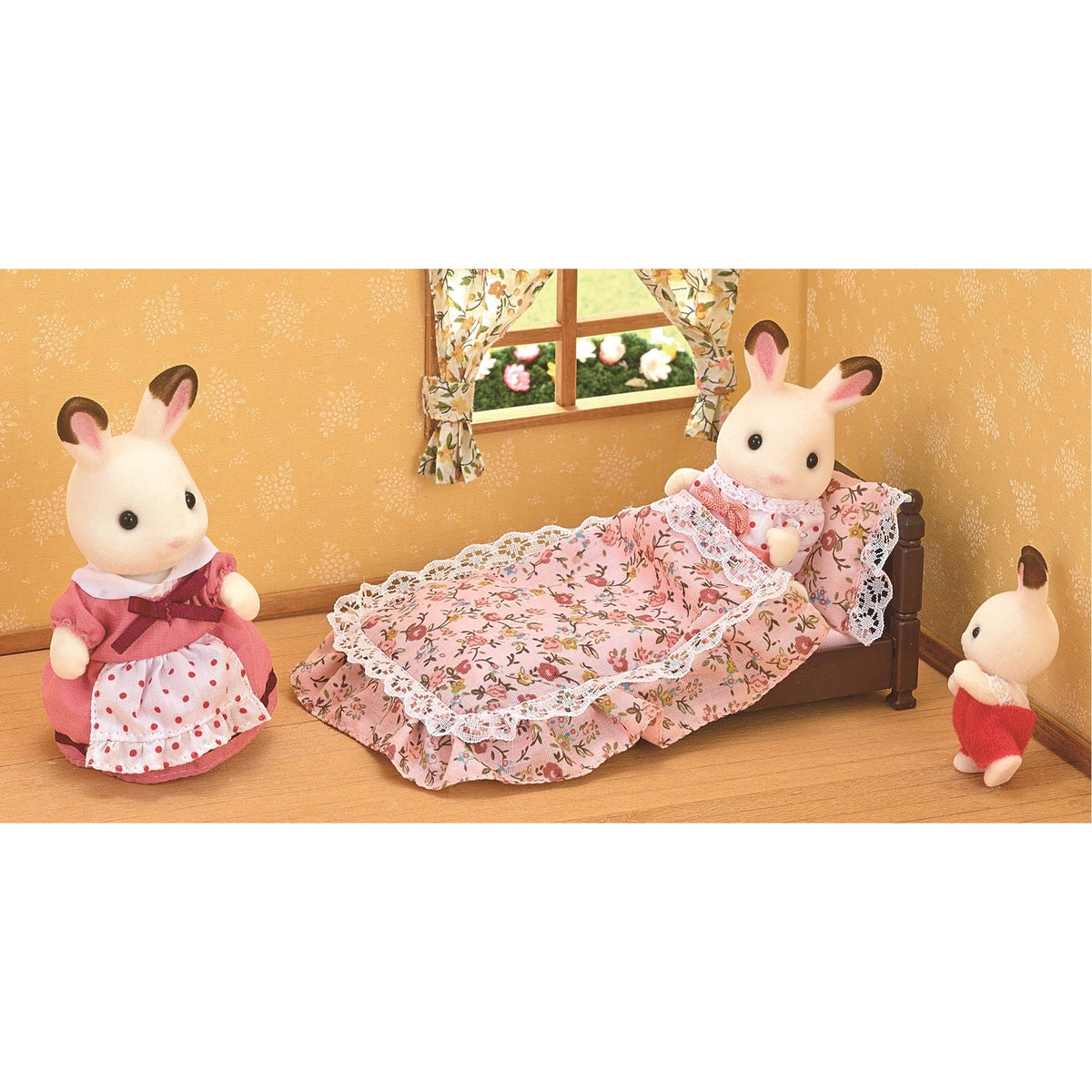 Sylvanian Families Classic Antique Bed-5223-Animal Kingdoms Toy Store