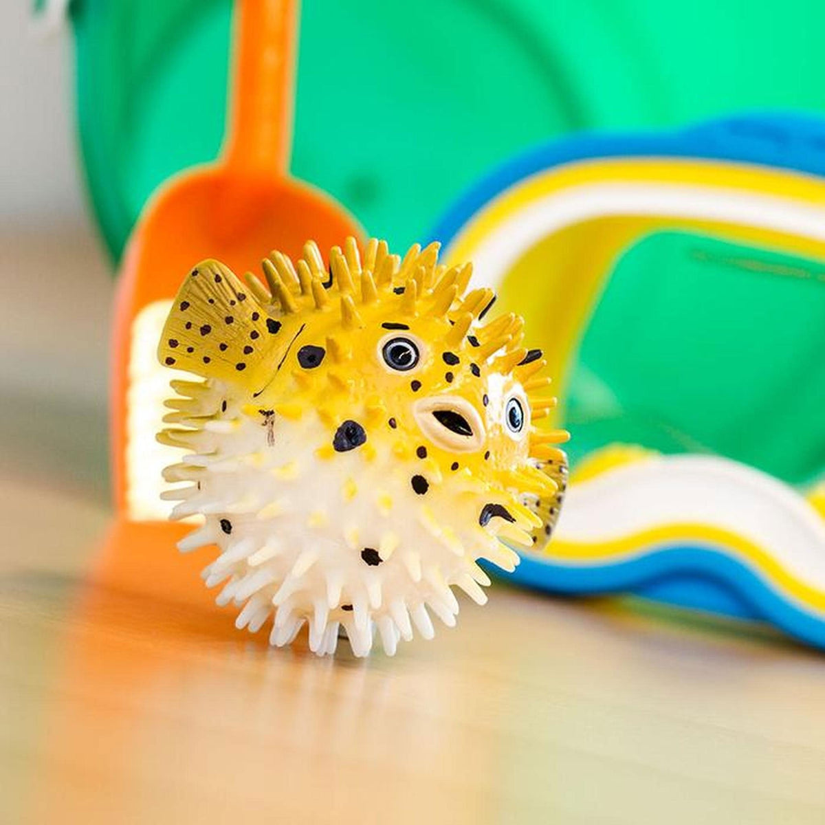 Safari Ltd Pufferfish XL Animal Kingdoms Toy Store