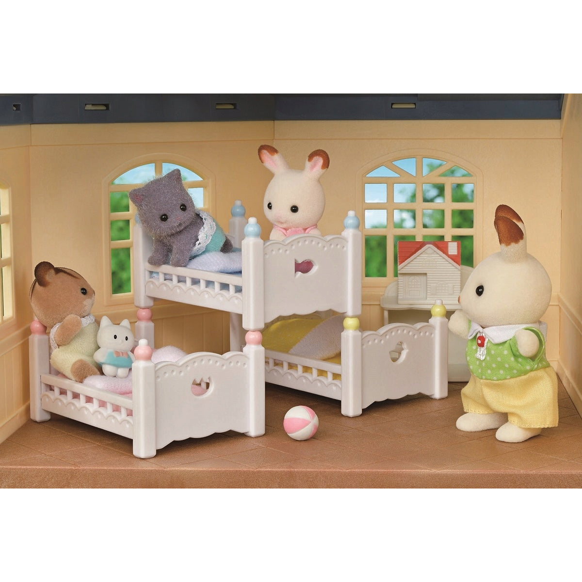 Sylvanian Families Large House with Car Port Set