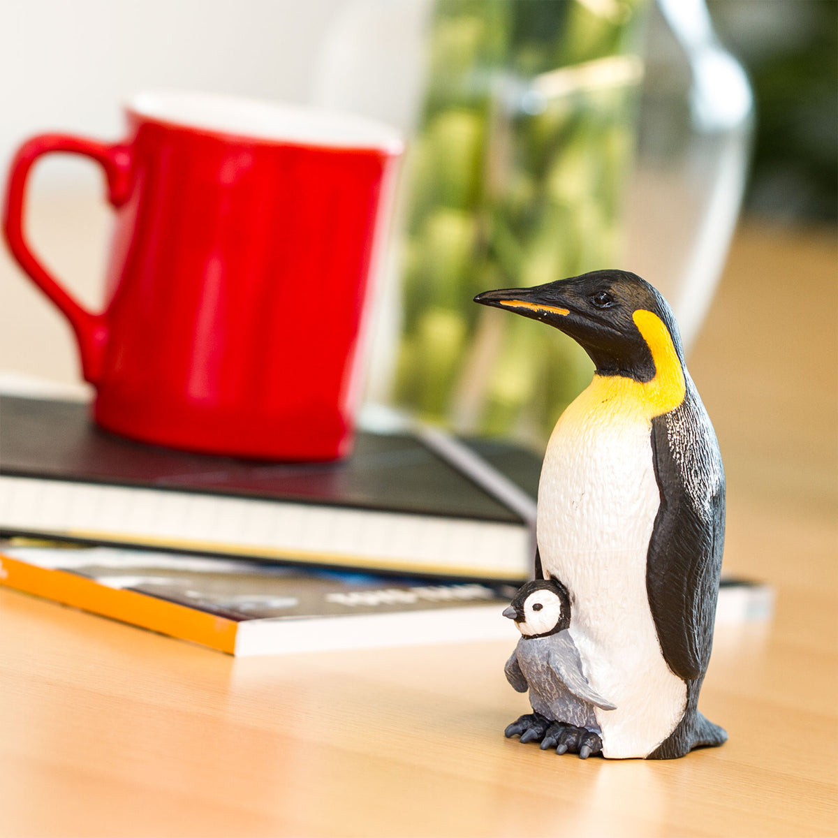 Safari Ltd Emperor Penguin With Baby XL