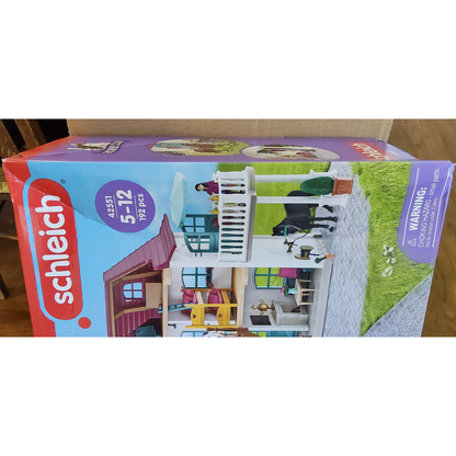 Schleich Horse Club Lakeside Horse Farm - Damaged Box 2