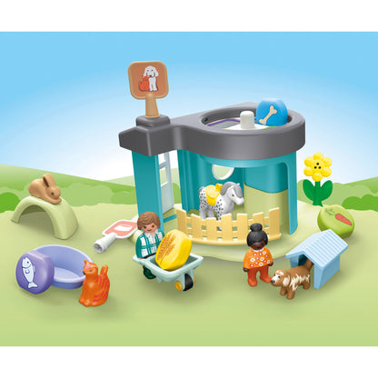 Playmobil JUNIOR: Animal Kennels with Treat Dispenser