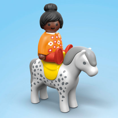 Playmobil JUNIOR: Animal Kennels with Treat Dispenser