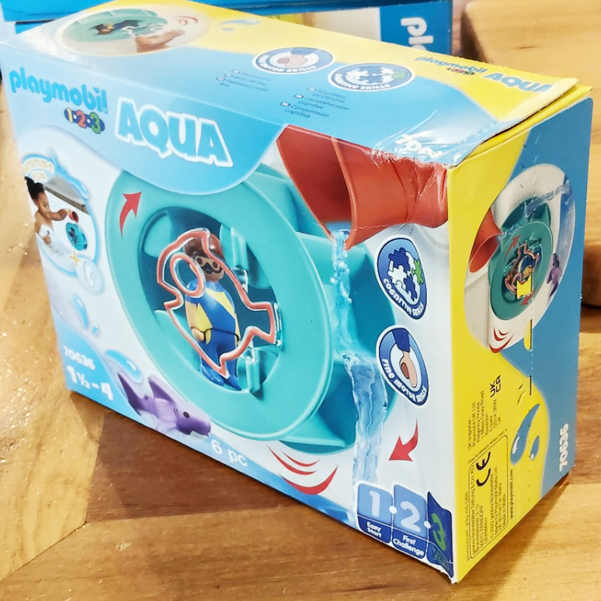 Playmobil 1.2.3. Aqua Water Wheel with Baby Shark - Damaged Box