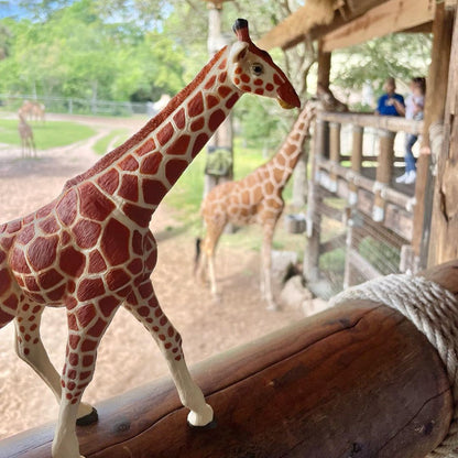 Safari Ltd Reticulated Giraffe XL