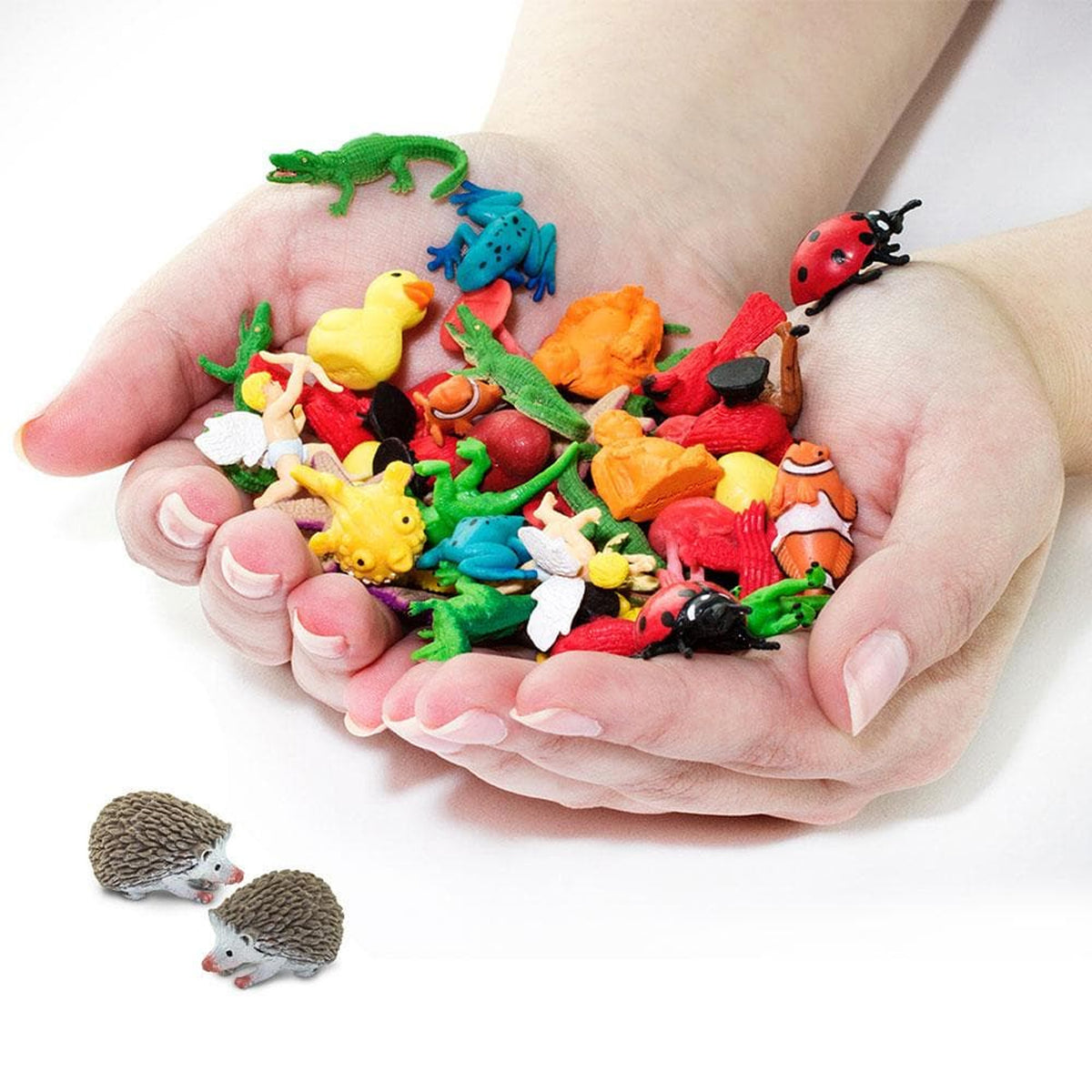 Safari Ltd Good Luck Mini Hedgehog