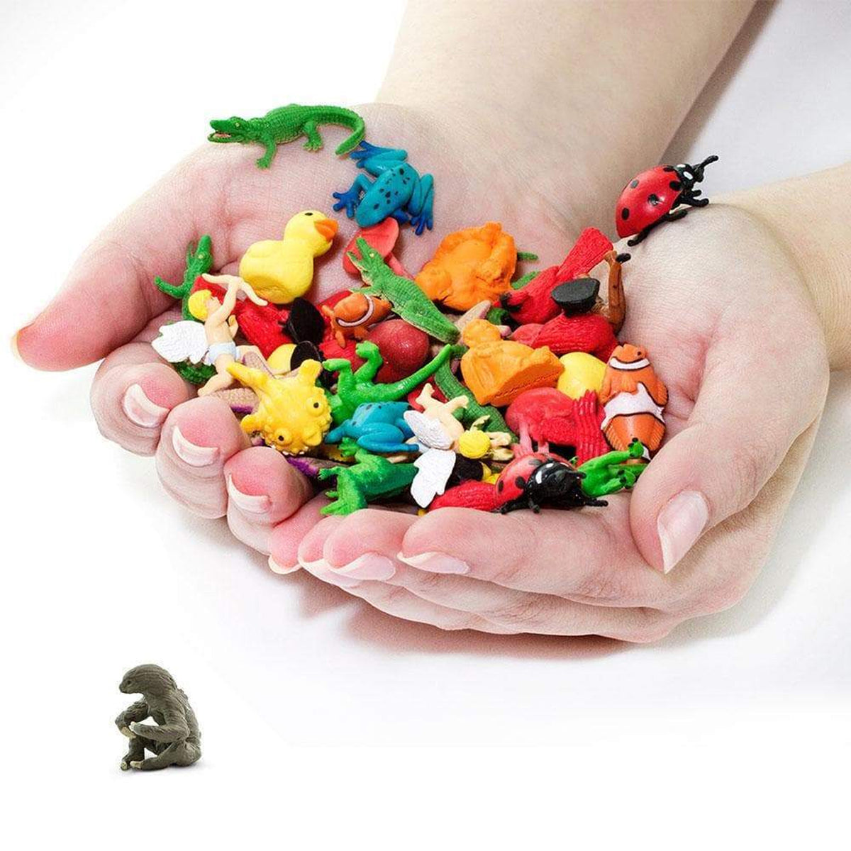 Safari Ltd Good Luck Mini Sloth