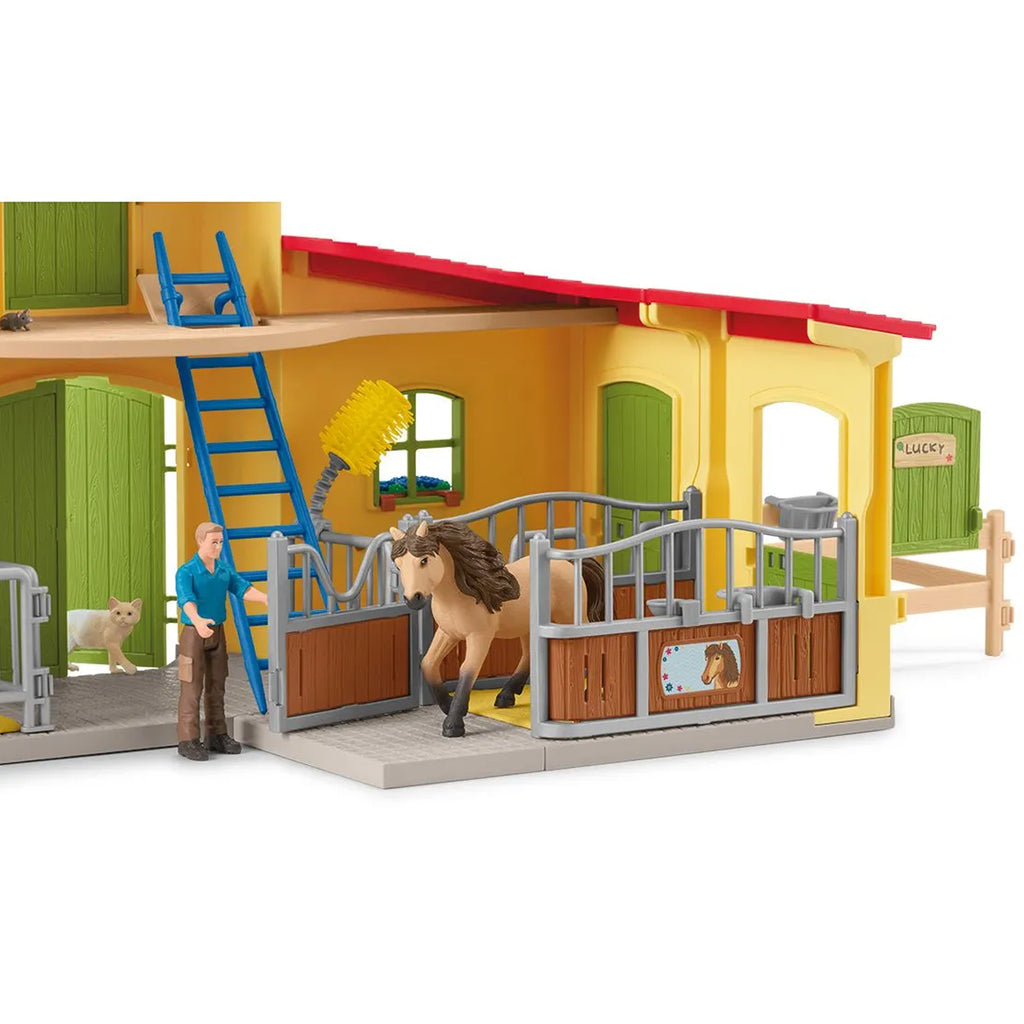  Schleich Pony Box – Animal Kingdoms Toy Store Illustration 