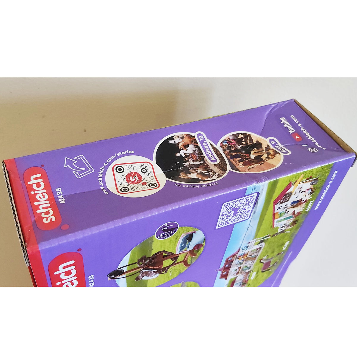 Schleich Emily's Horse Wash - Damaged Box