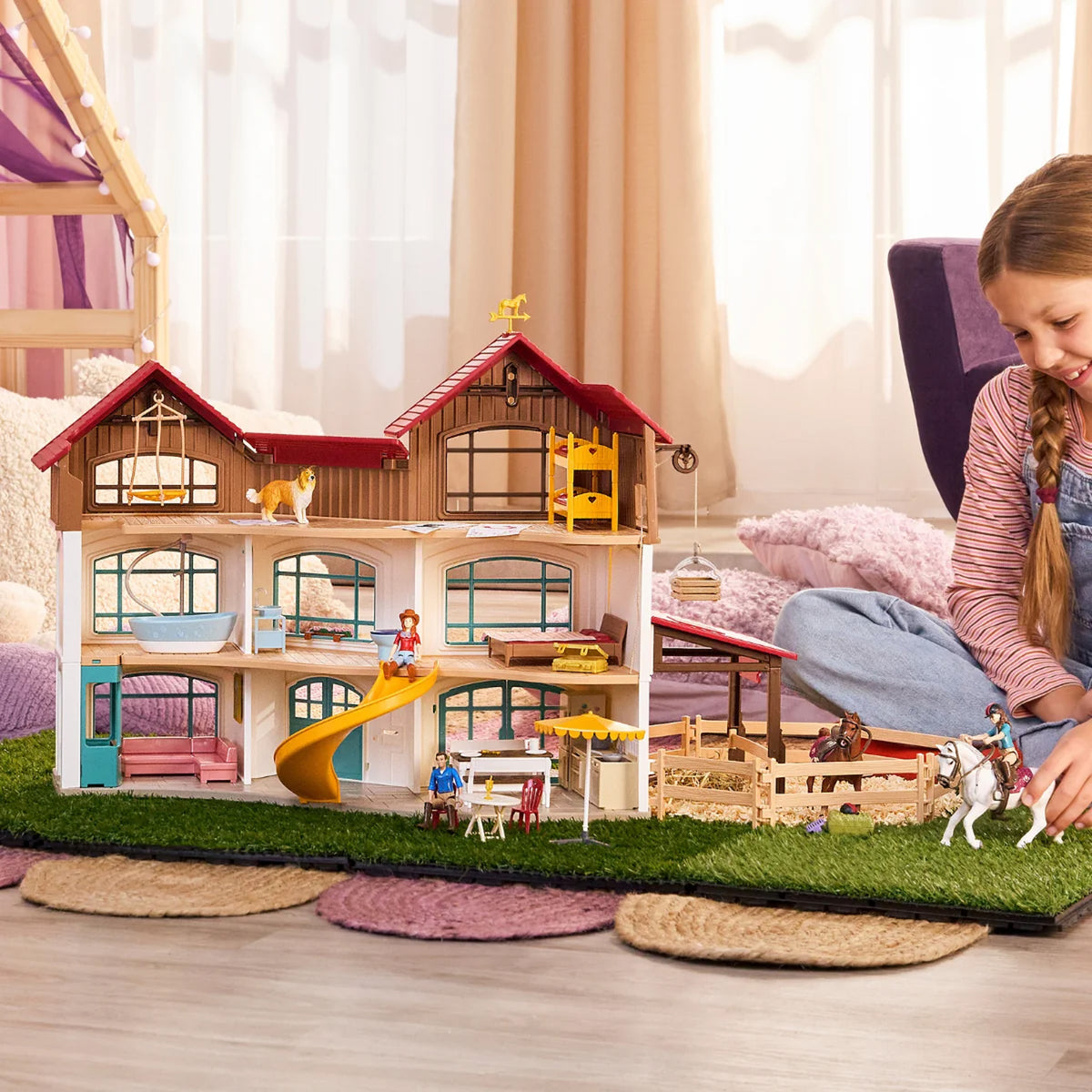 Schleich Lakeside Villa & Paddock