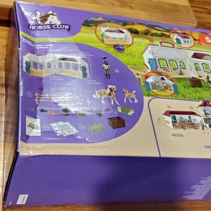 Schleich Little Horseshoe Open Stable - Damaged Box
