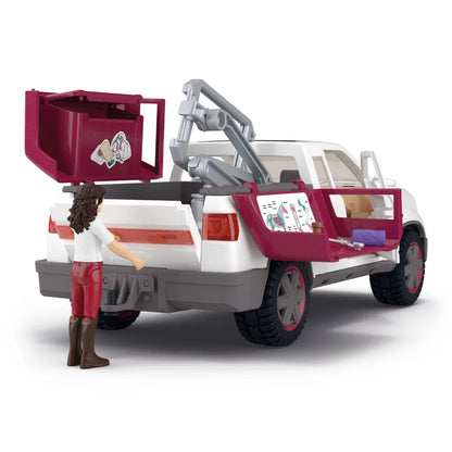 Schleich Mobile Vet with Trailer