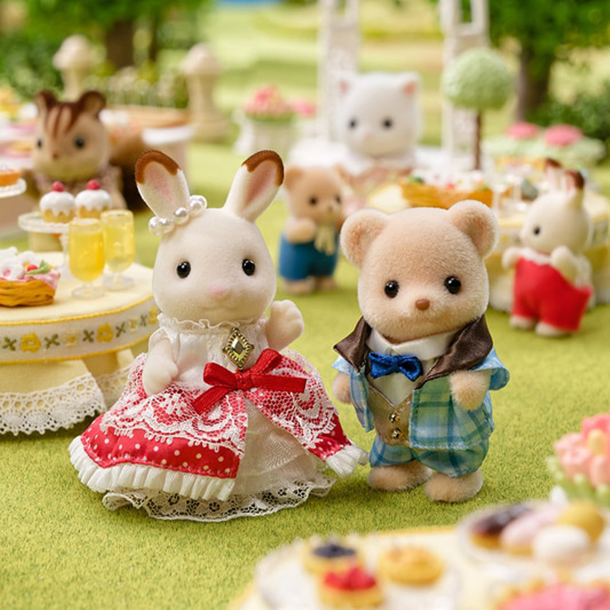 Sylvanian Families Anniversary Friends - Freya & Theo