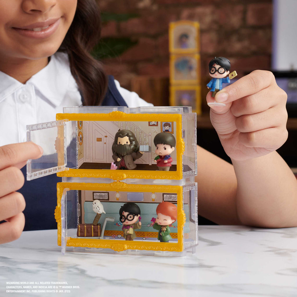 Harry Potter Micro Magical Moments Sammelfiguren-Set - Mit Harry, Hermine, Ron & Fluffy, Inkl. Setzkasten