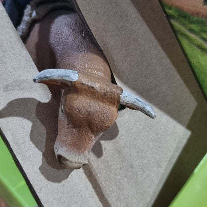 Schleich Exclusive Cowboy and bull - Damaged