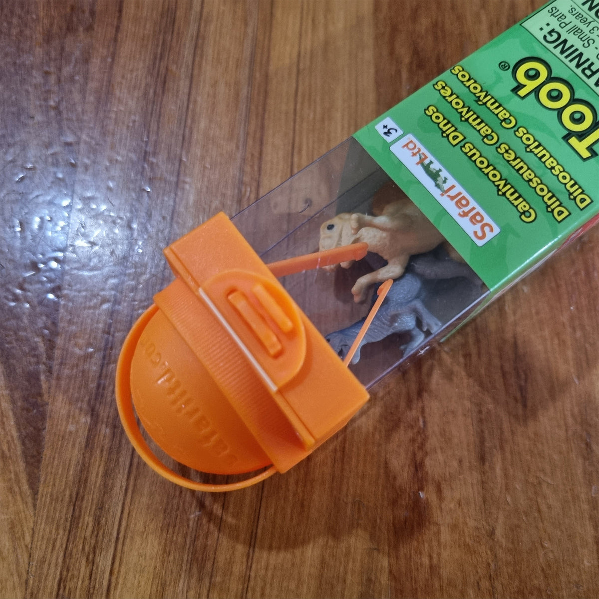 Safari Ltd Carnivorous Dinos Toob - Damaged Packaging