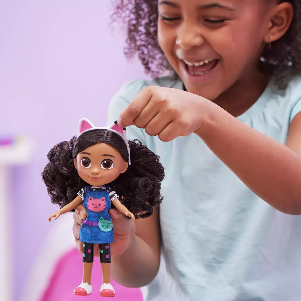 Gabby's Dollhouse - 23cm Gabby Girl Travel Doll