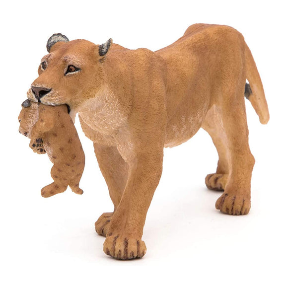 Papo Lioness with Cub