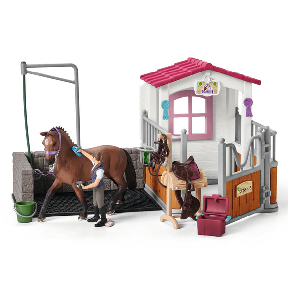 Schleich Exclusive Wash Area with Horse Stall-42404-Animal Kingdoms Toy Store