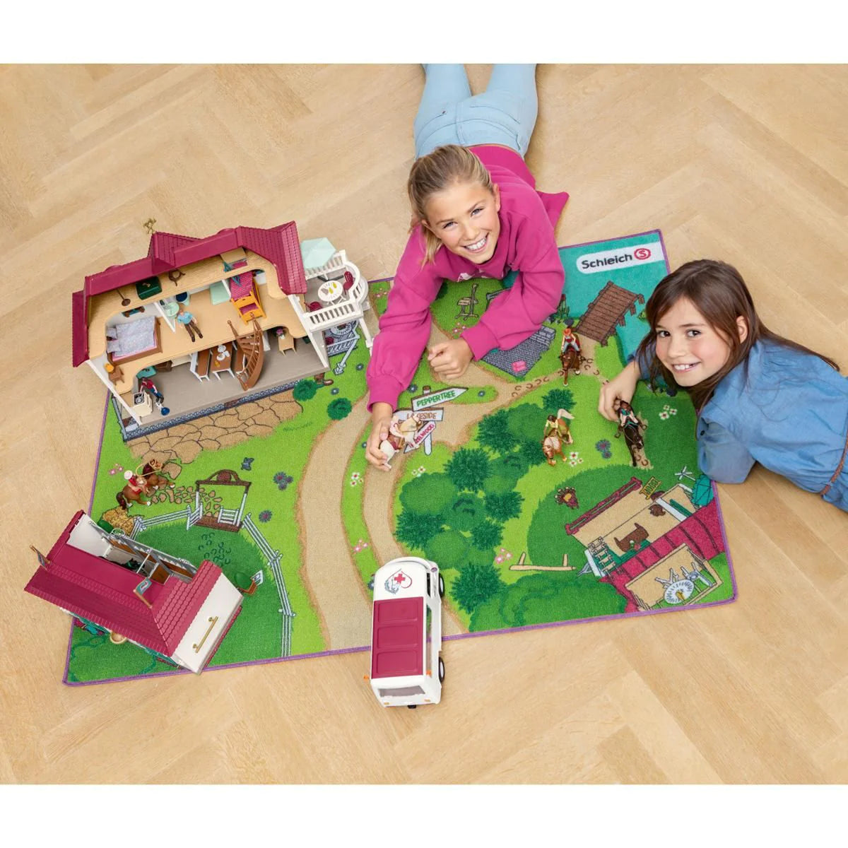 Schleich Mobile Vet with Hanoverian Foal