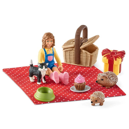 Schleich Birthday Picnic-42426-Animal Kingdoms Toy Store