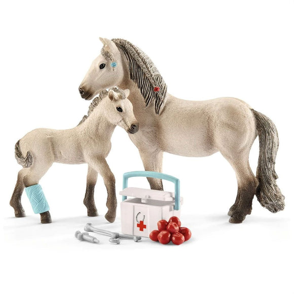 Schleich Icelandic Ponies and First-Aid Kit-42430-Animal Kingdoms Toy Store